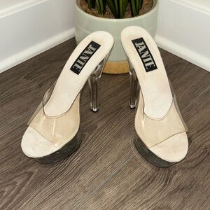 Jante Platform Light‎ Up Heels Size 6